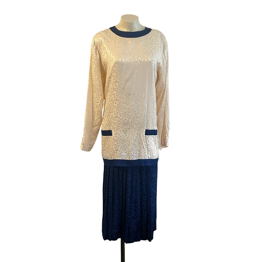 Argenti vintage Silk Long Sleeve 2 piece set / pleated Dress Sz 12